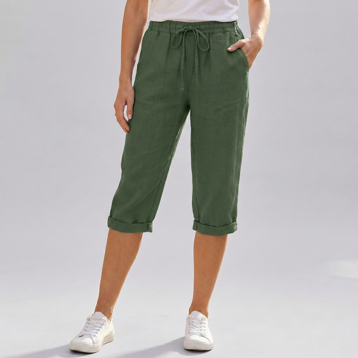 Svart lediga sommarshorts i knälängd med justerbar dragsko i midjan