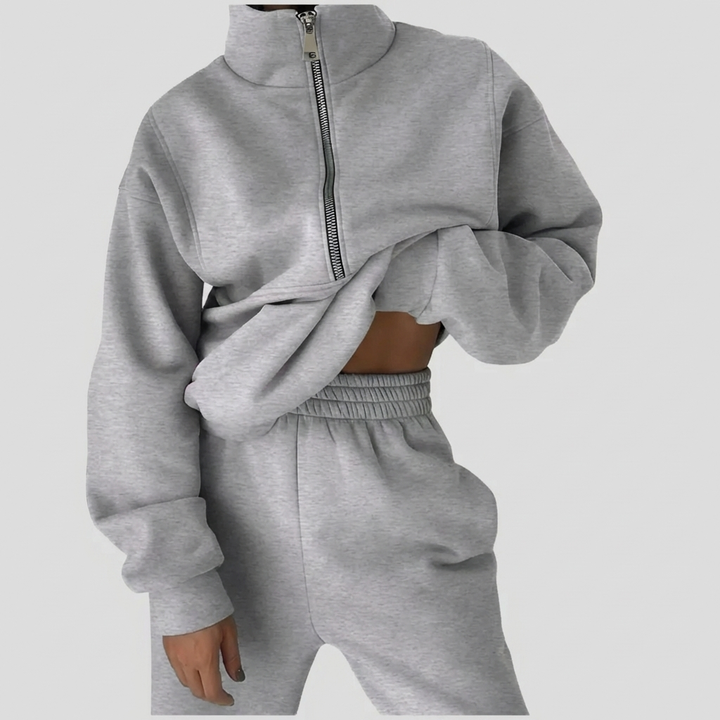 Detaljbild på tyget i det mjuka dammyssetet för skön loungewear hemma