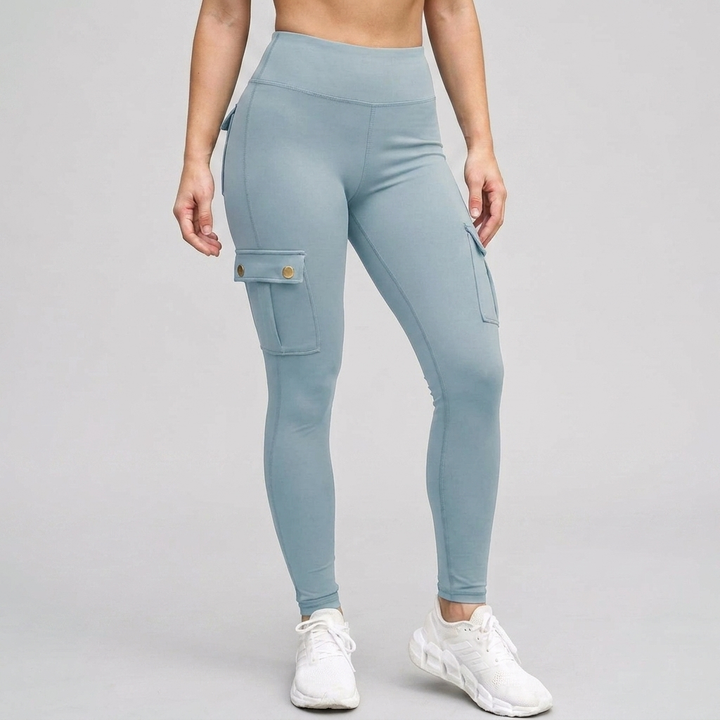 Stilrena slim-fit damkläder matchade för en modern vardagslook