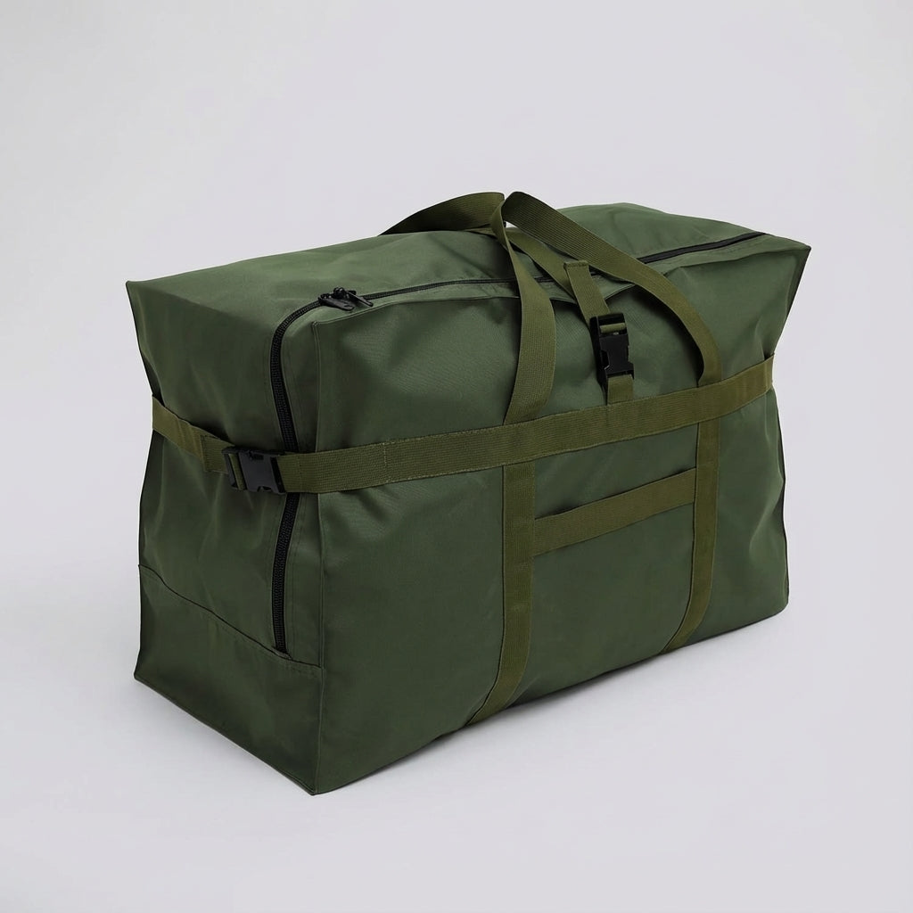 Unisex hopfällbar resväska på en flygplats, redo för en rymlig och enkel resa.
