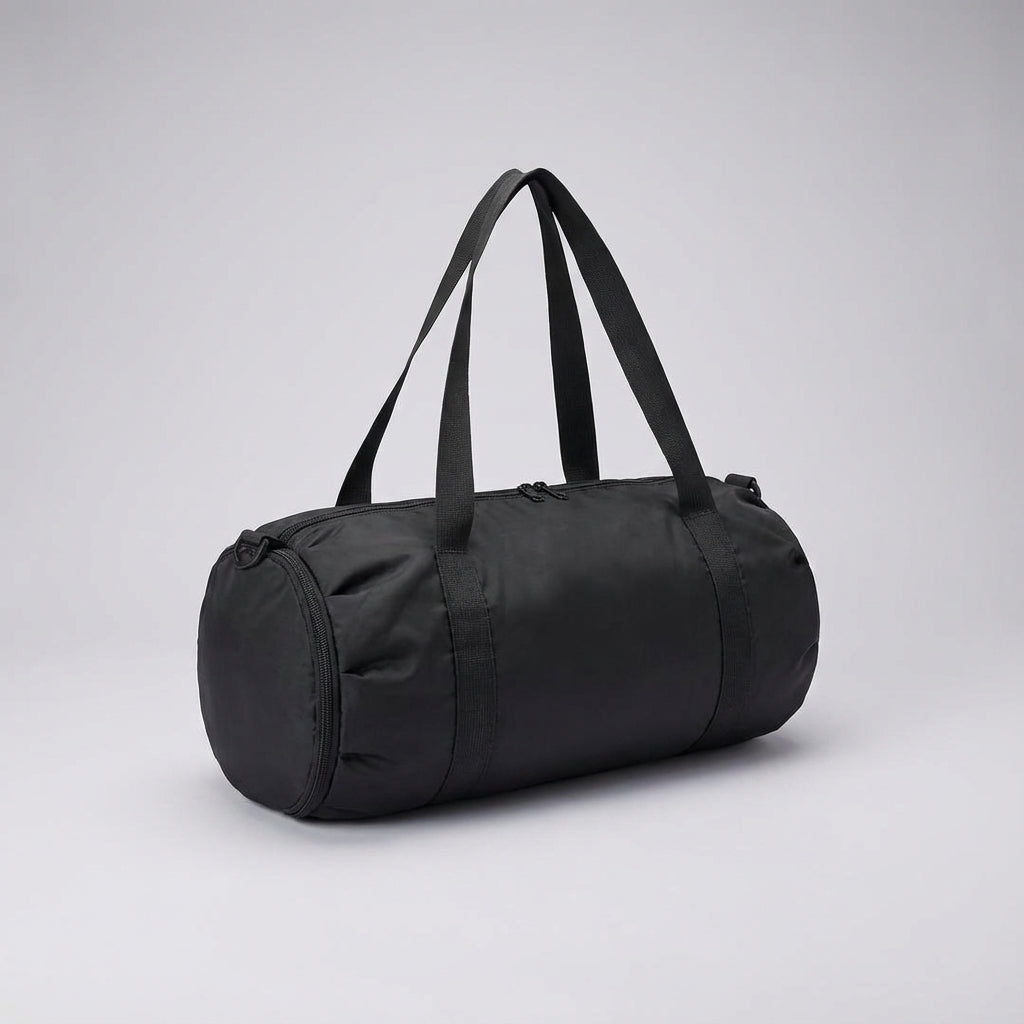 Robust weekendväska för äventyr & resor. Hopfällbar design med vattentätt våtfack för enkel packning.