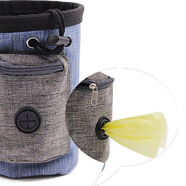 Bärbar hundbajspåse dispenser för hygieniska hundpromenader, viktig hundutrustning.