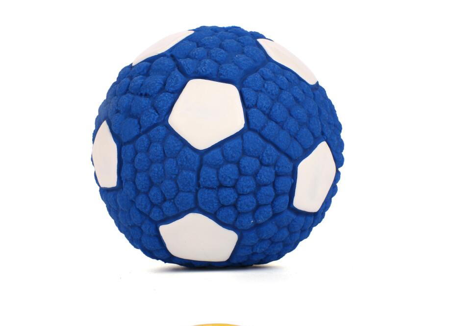 Apporteringsboll med ljud för hundar. En hållbar latexleksak som garanterar rolig utomhusträning.