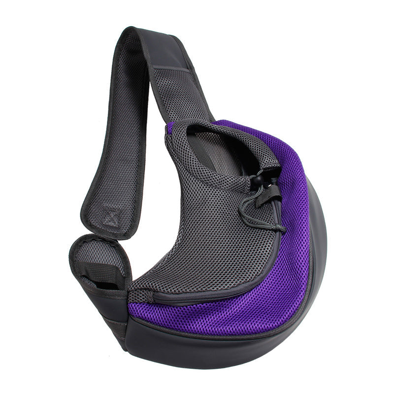 "Husdjursutflykt axelväska i polyester för smådjur, hands-free design, finns i ljusblå, röd, gul och fler färger."