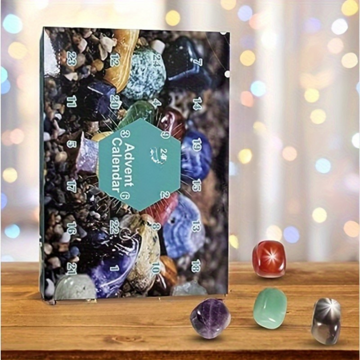 Adventskalender med mineraler och fossiler uppradade för barnens samling