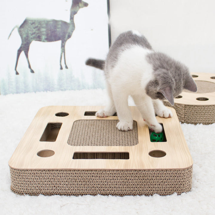 Interaktiv rund bollbana för kattungar och vuxna katter. Stimulerande kattleksak för aktiv lek.