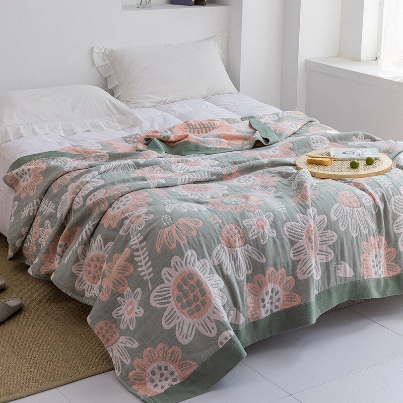 Harmonisk hemtextil som förgyller hemmets inredning