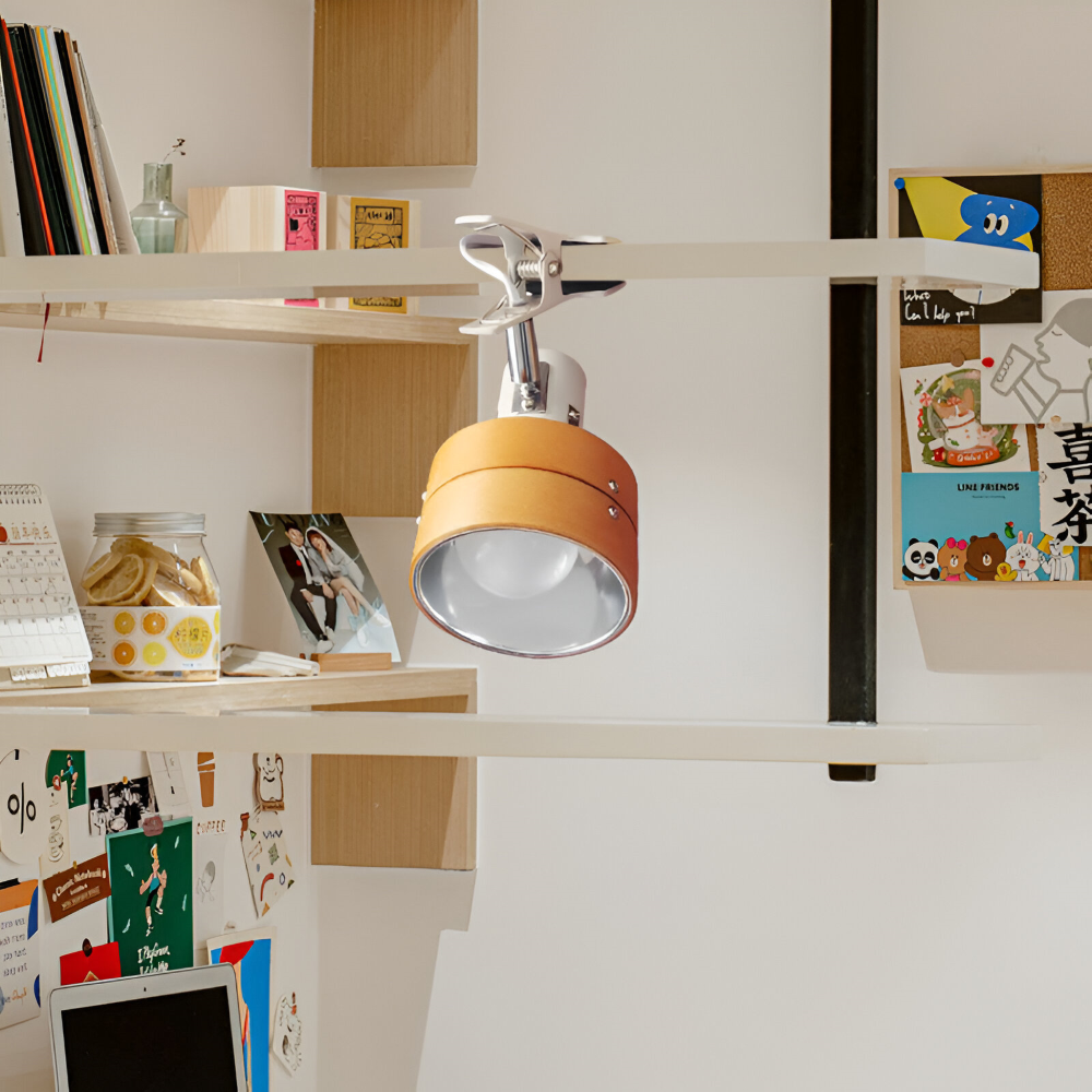 Japanskinspirerad klämlampa i trä & järn, justerbar skrivbordslampa med LED för inomhusbelysning.