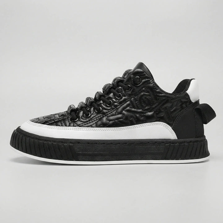Jordan herr slipons med stödjande design, komfort och antihalk för aktiv fritid.