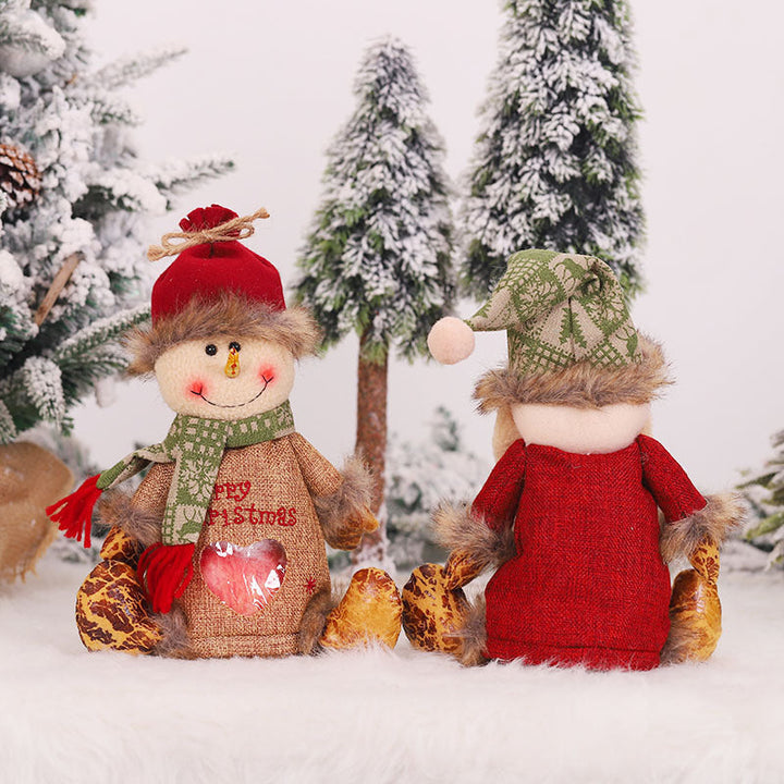 "Julklappspåsar med dragkedja, snögubbar och tomtenissar, i robust tyg, för dekorativ och säker julklappsinslagning."