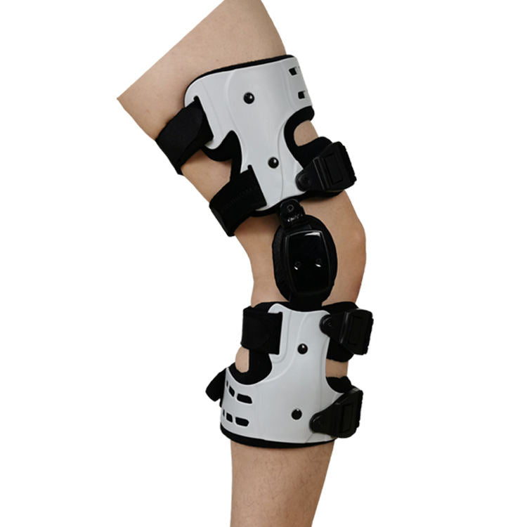 Ergonomiskt justerbart knäbandage, ger komfort och stöd vid artros, sport eller återhämtning.