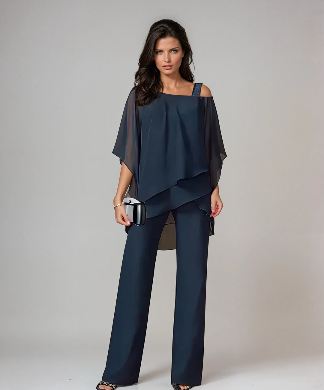Elegant damset Lucie i mjukt material med topp och byxor för fest