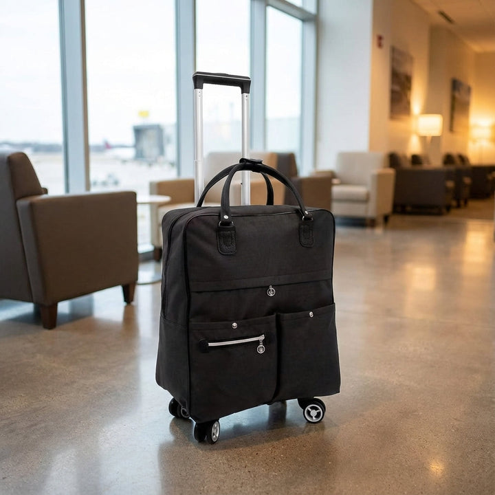 Kompakt kabinväska SwiftCabin i Oxford-tyg med spinnerhjul, perfekt för smidigt handbagage och flygresor.
