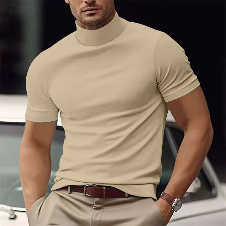 Elegant kortärmad t-shirt Liam för män med polokrage. Perfekt för en bekväm och uppklädd casual look.