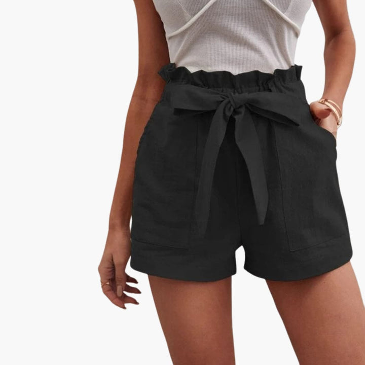 Damshorts för sommar, med praktiska fickor & justerbar midja, för avslappnad look.