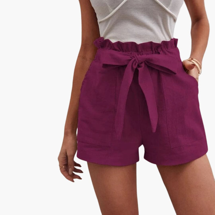 Stilrena sommarshorts för kvinnor, med knytband & fickor, för en chic, bekväm stil.
