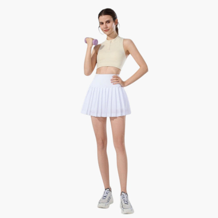 Vita fritidskjolshorts för kvinnor. Enkel design med dragsko och smickrande A-linje. Stilsäkra.