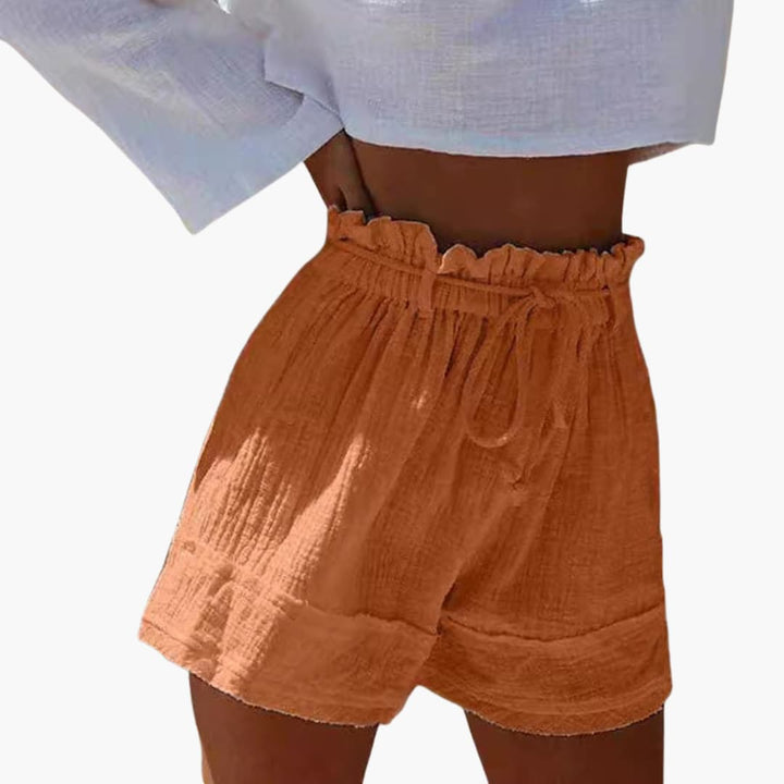 Bekväma fritidsshorts för dam, perfekta som strandshorts eller sommarkläder med praktisk dragsko.