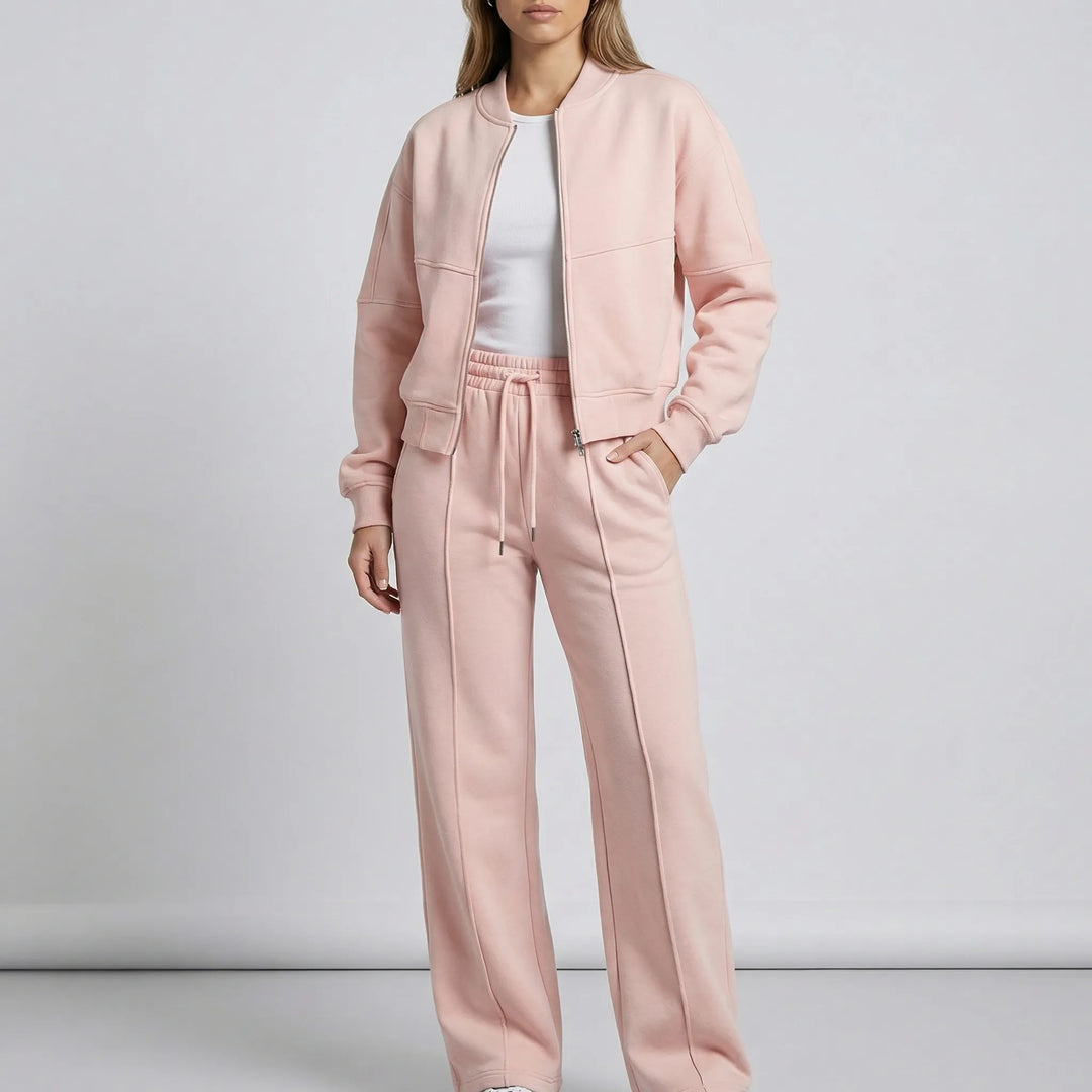 Kvinnors zip-top set, Hayley, tvådelat med dragkedja. Bekvämt och mångsidigt damklädesplagg.
