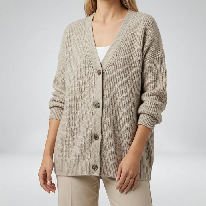 Mysig svart lång damcardigan. Stickad med öppen framkant, perfekt vardagsstil & damkläder. Finns i XS-5XL.