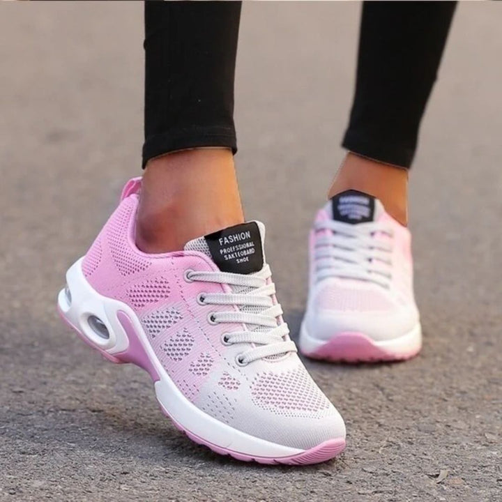 Snygga vardagssneakers dam, kombinerar stil och komfort. Perfekta bekväma skor för alla tillfällen.