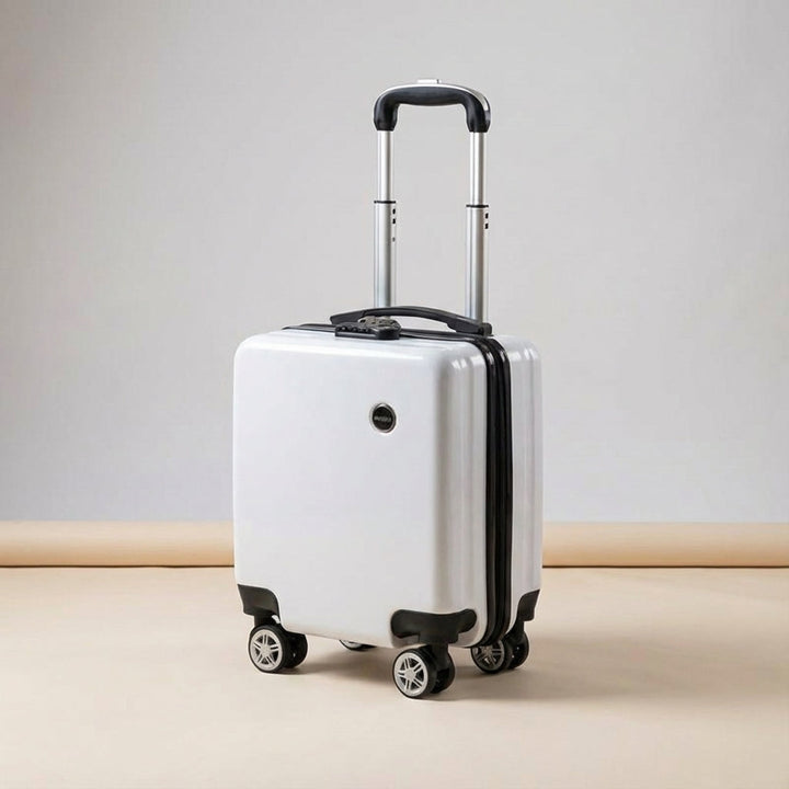 Smidig weekendväska med lättviktsskal, passar perfekt som handbagage på flyget.
