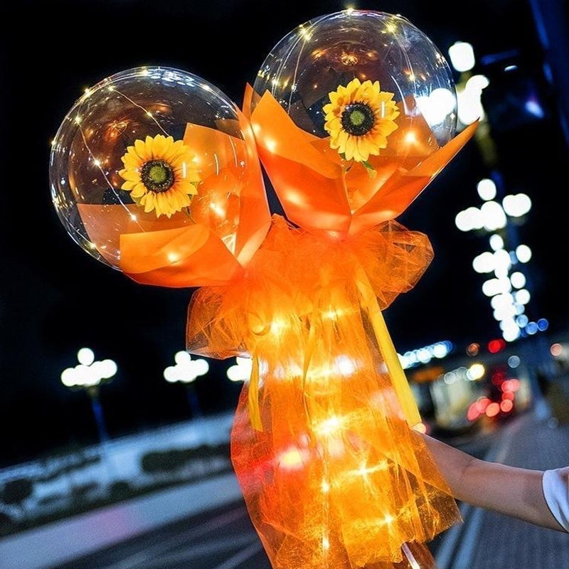"LED-ljusballongbukett med färgglada rosor, konstgjorda blommor och glödande LED-ljus, visuell festdekoration för romantiska 