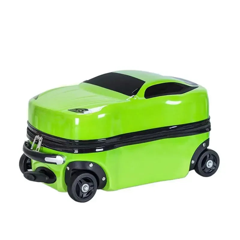 Barnkoffert med innovativ bil 3D-design. Hårdskalig barnbagage på hjul, idealisk för resande barn.