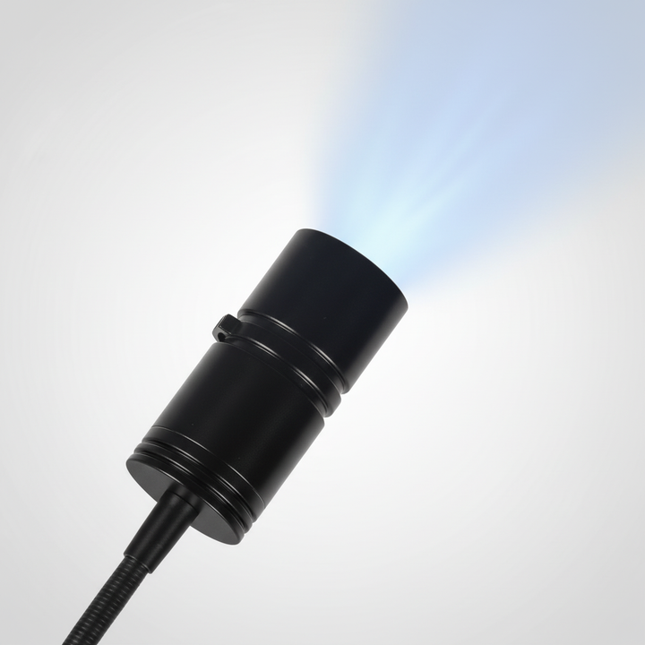 Skapa magisk atmosfär i ditt hem med denna LumiAstra galaxy projektorlampa – perfekt heminredning.