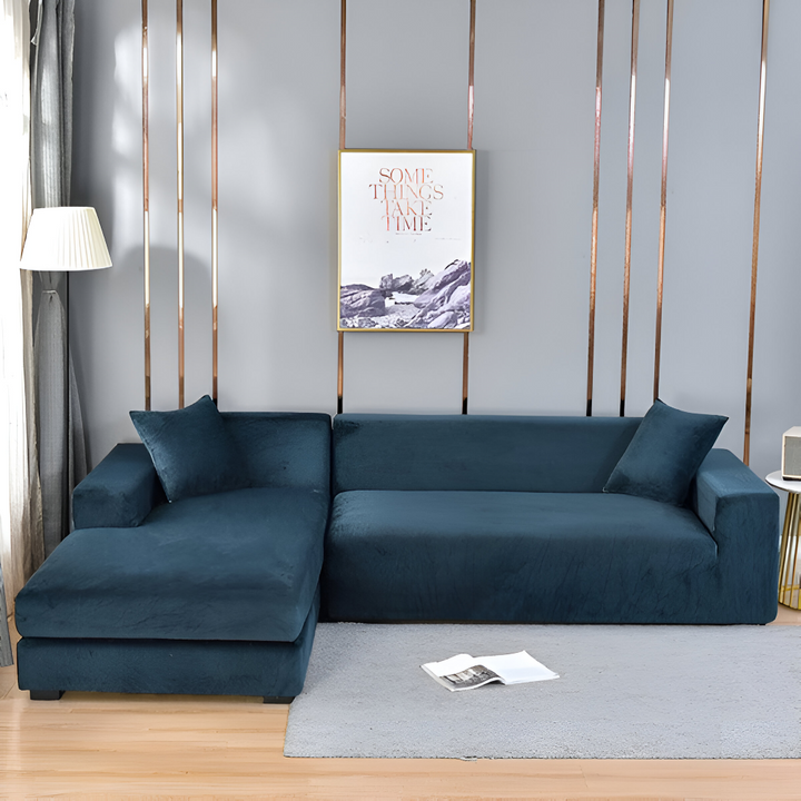 Grått stretch sofföverdrag för modern heminredning, skyddar och fräschar upp din soffa.
