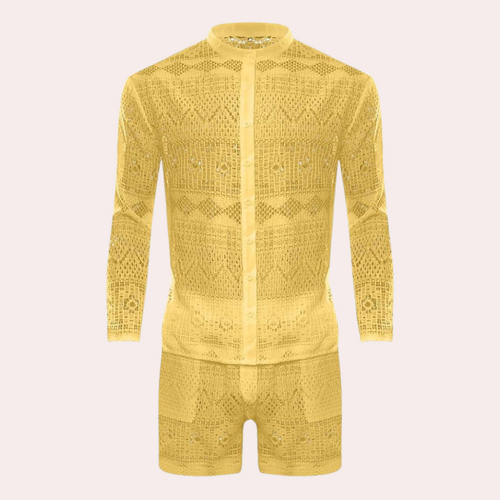 Bekvämt herrkläderset: Luftig skjorta & shorts, idealiskt som strandkläder eller avslappnad semesteroutfit.