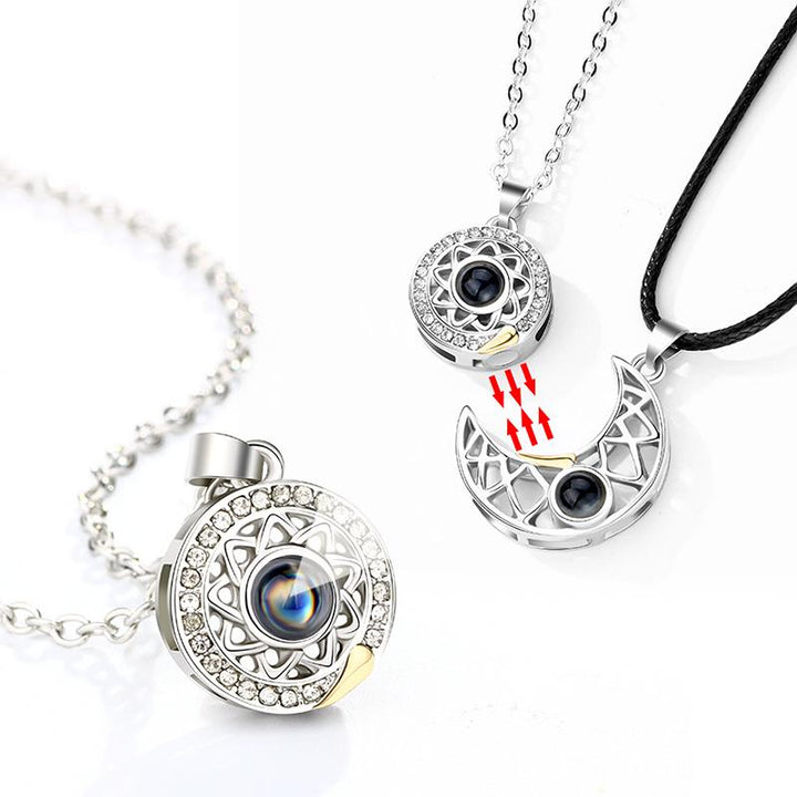Magnetiskt halsband i sterling silver för par, projicerar kärleksbudskap på flera språk, elegant design med zirkon.