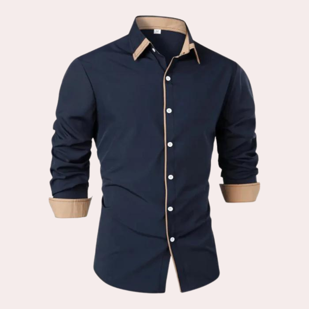 Man i elegant casual vårskjorta. Bekväm, stilren herrskjorta för mode och vardag. Luftig passform.