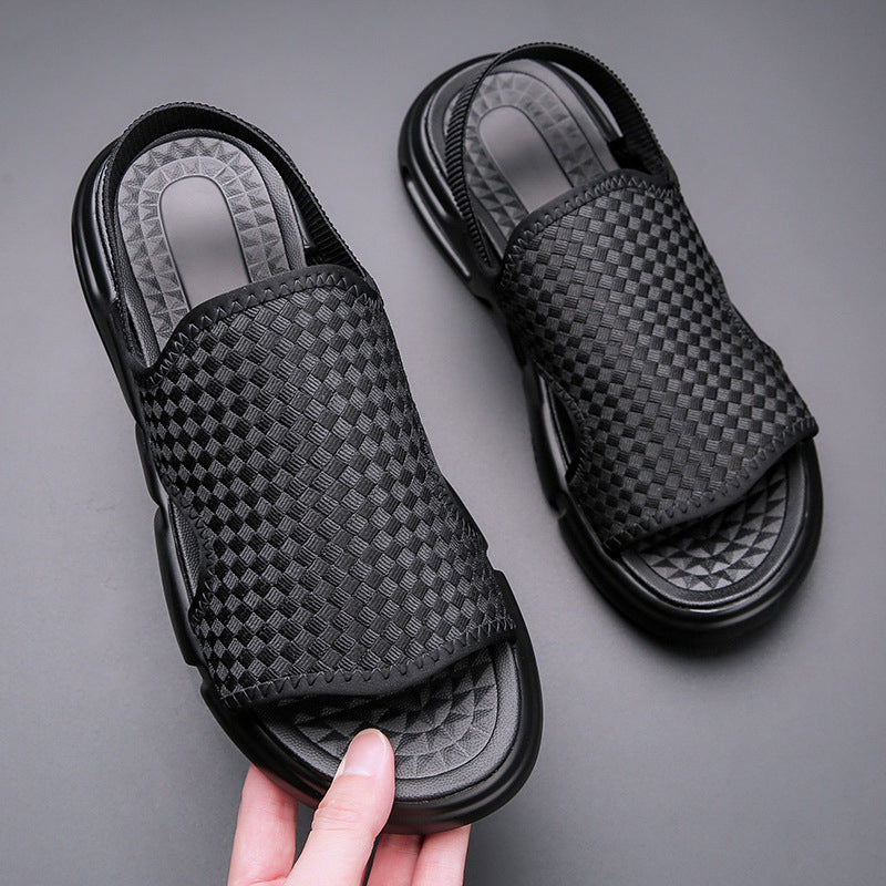 Herr luftiga svarta strandsandaler med elastisk rem, öppen tå och mjuk luftkuddesula för optimal sommarkomfort.