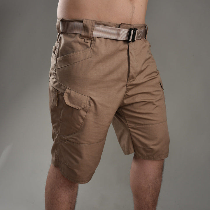 Militärinspirerade kamouflage cargo shorts för aktiva män på sommaren