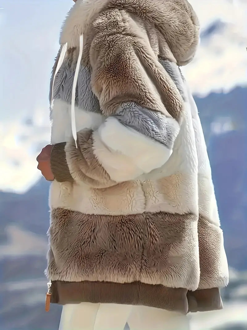 Bekväm mellanlång damjacka Layla, huva, för casual look. Perfekt som höstjacka.