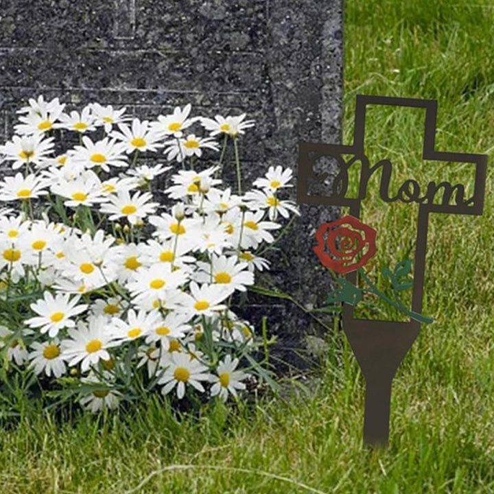 Minnesteck från metall för föräldrar med rosor, robust ståldesign för att hedra minnen på kyrkogårdar och minnesplatser.