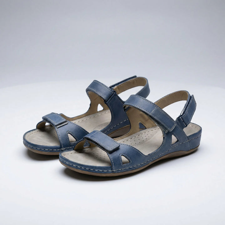 Mia sommarsandal med mjukt foder och flexibel sula. Idealisk ortopedisk damsandal för vardagsbruk.