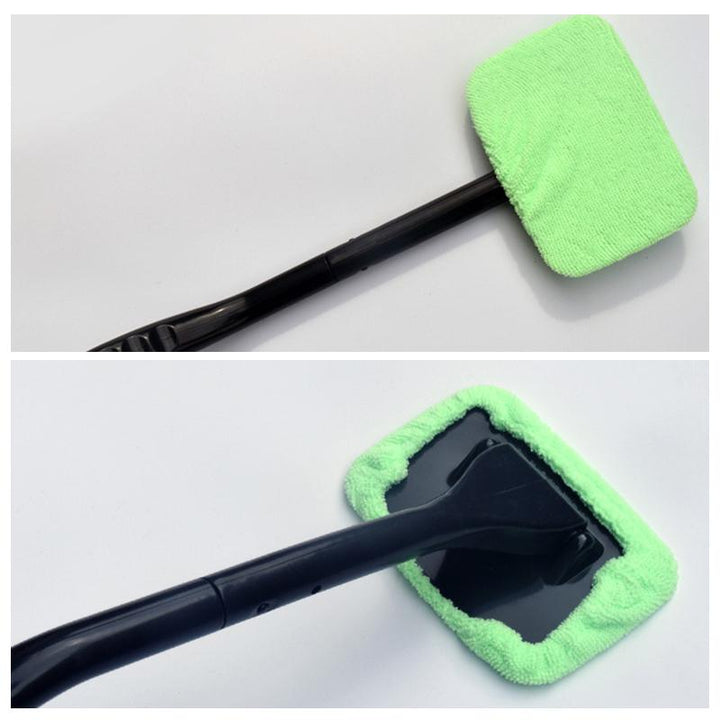 Mikrofiberfönsterrengörare med ergonomiskt plasthandtag för enkel rengöring av bil- och hemmavindutor.