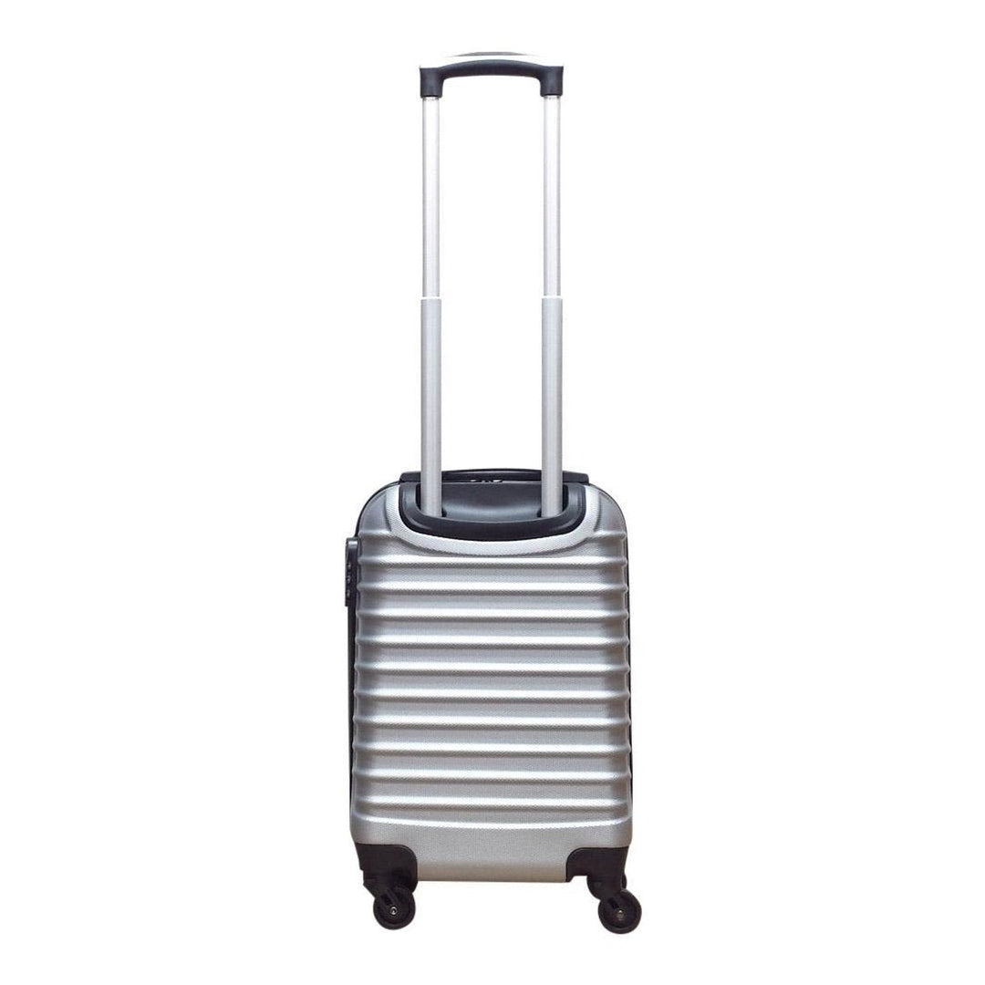 Elegant silverfärgat hårdskalsbagage set, perfekt för stilmedvetna resenärer på alla resor.