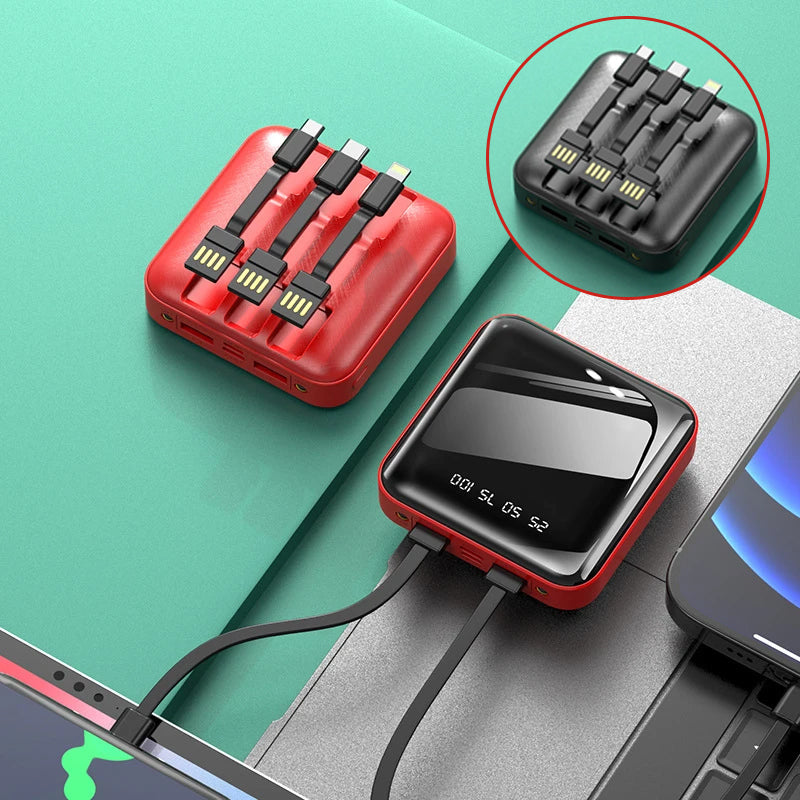 "Mini powerbank med spegelyta, externa kablar; kompakt, elegant design för enkel laddning av enheter på språng."
