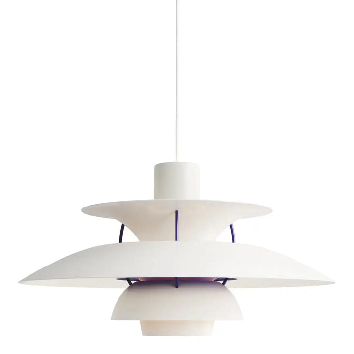 Rund dimbar LED-taklampa, modern design som förskönar matsal och övriga ytor.