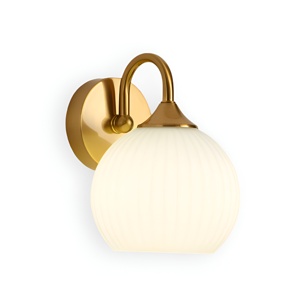 Stilren LED-vägglampa, klotformad i randigt glas för modern heminredning.