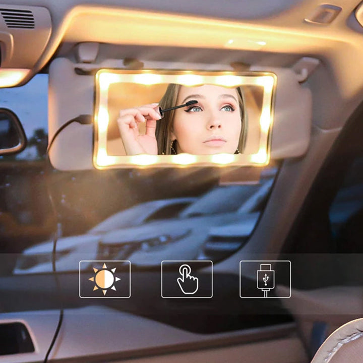 "Modern LED sminkspegel i bil med justerbar belysning i tre nivåer, monterad på bilens visir för optimal sminkning."