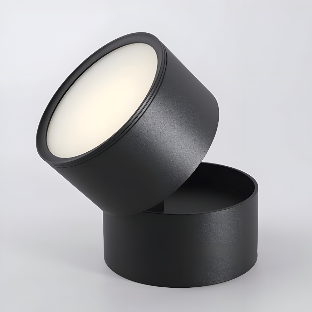 Modern LED taklampa med individuellt justerbara spotlights, för fokuserad belysning.