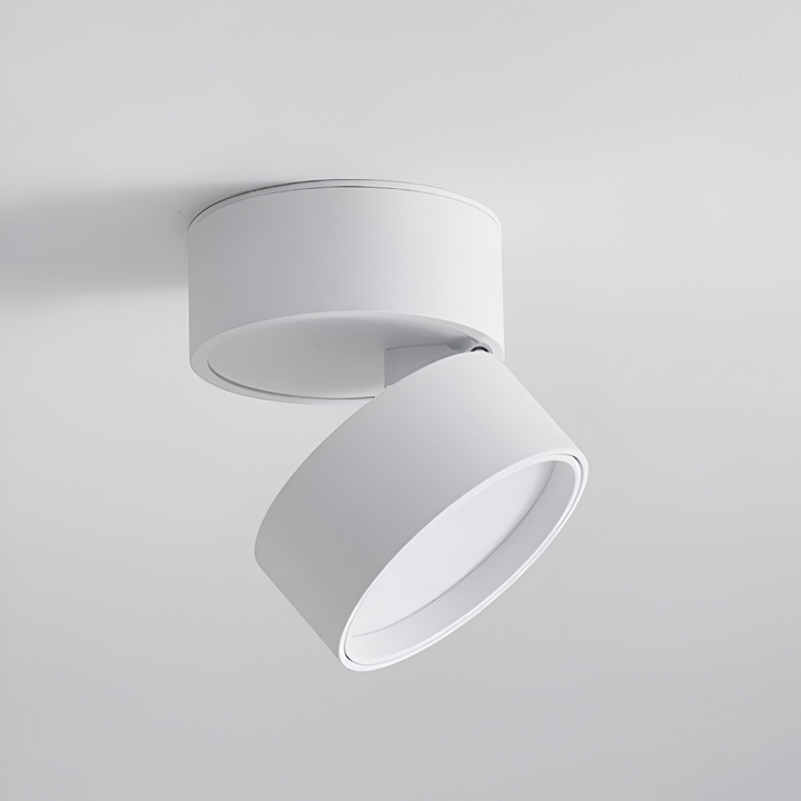 Modern designad LED taklampa, spotlights som lyfter fram rummets karaktär.