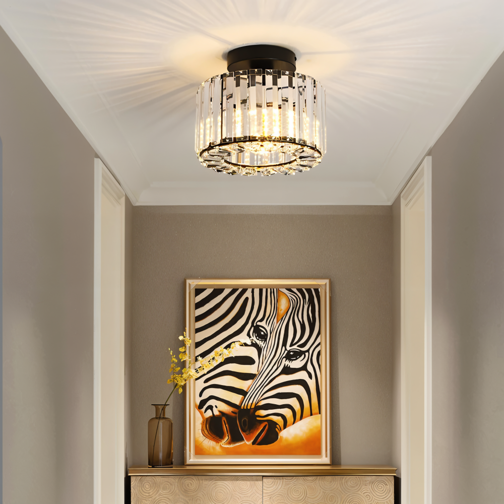 Modern rund taklampa, halvinkapslad design för elegant vardagsrum och hall.