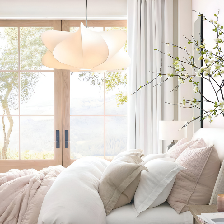 Designpendellampa, Wabi Sabi estetik. Modern belysning för matplatsen, ger varmt och behagligt sken.
