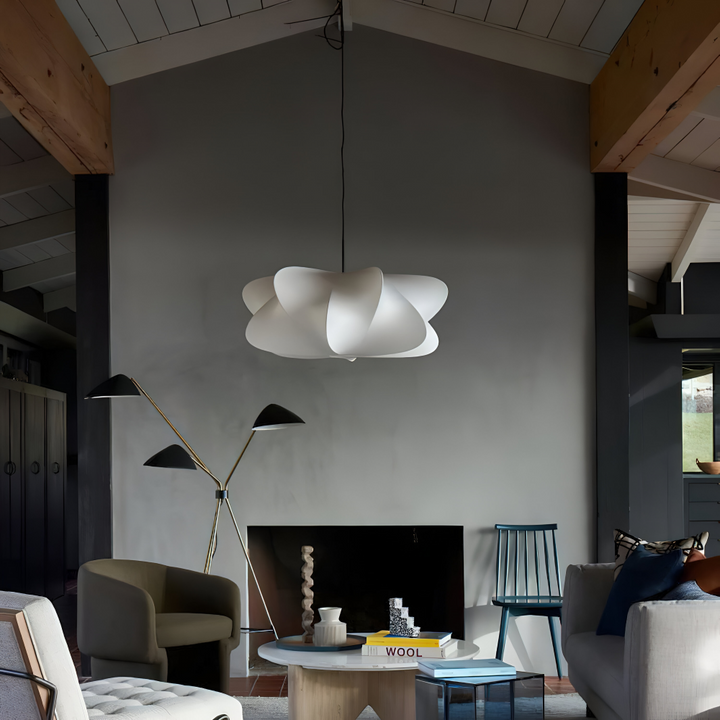 Modern Wabi Sabi belysning. Pendellampa för vardagsrummet, skapar en unik och stilfull miljö.