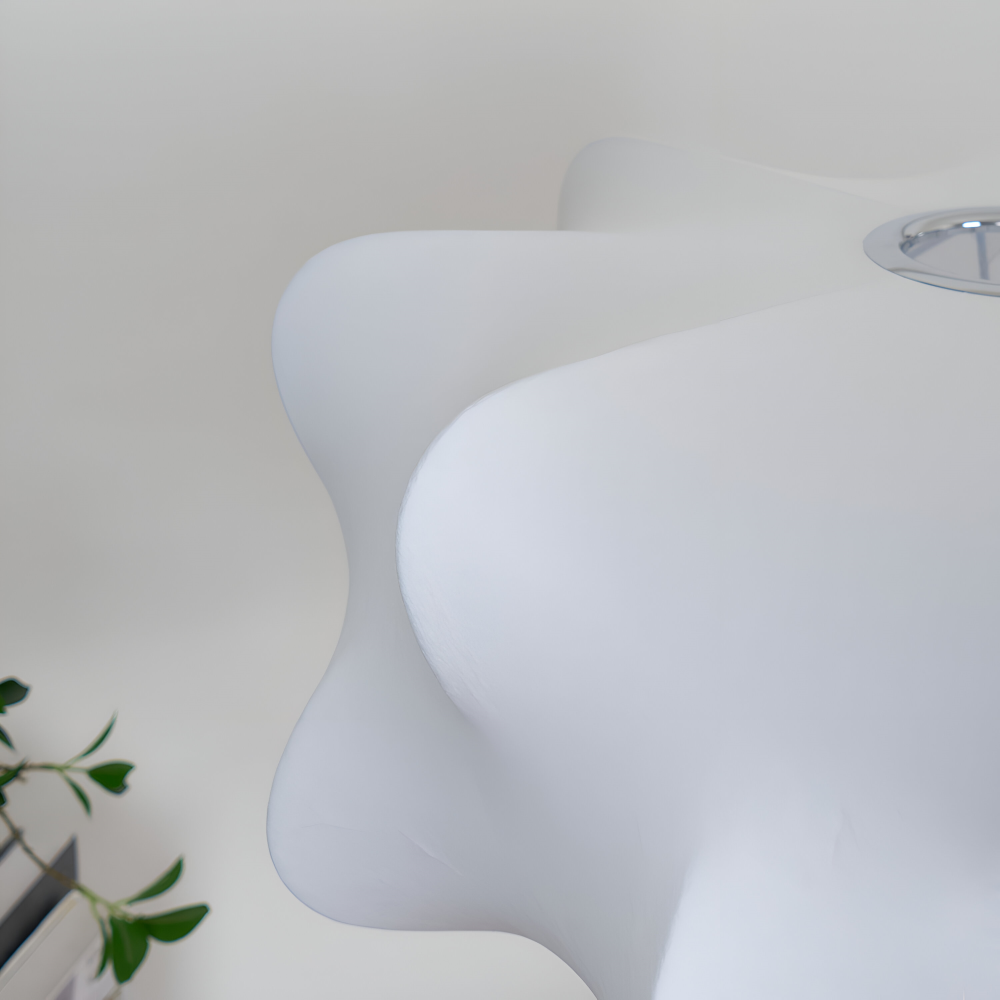 Taklampa Wabi Sabi för vardagsrummet. Modern design med justerbar höjd, ger ett vackert ljus.